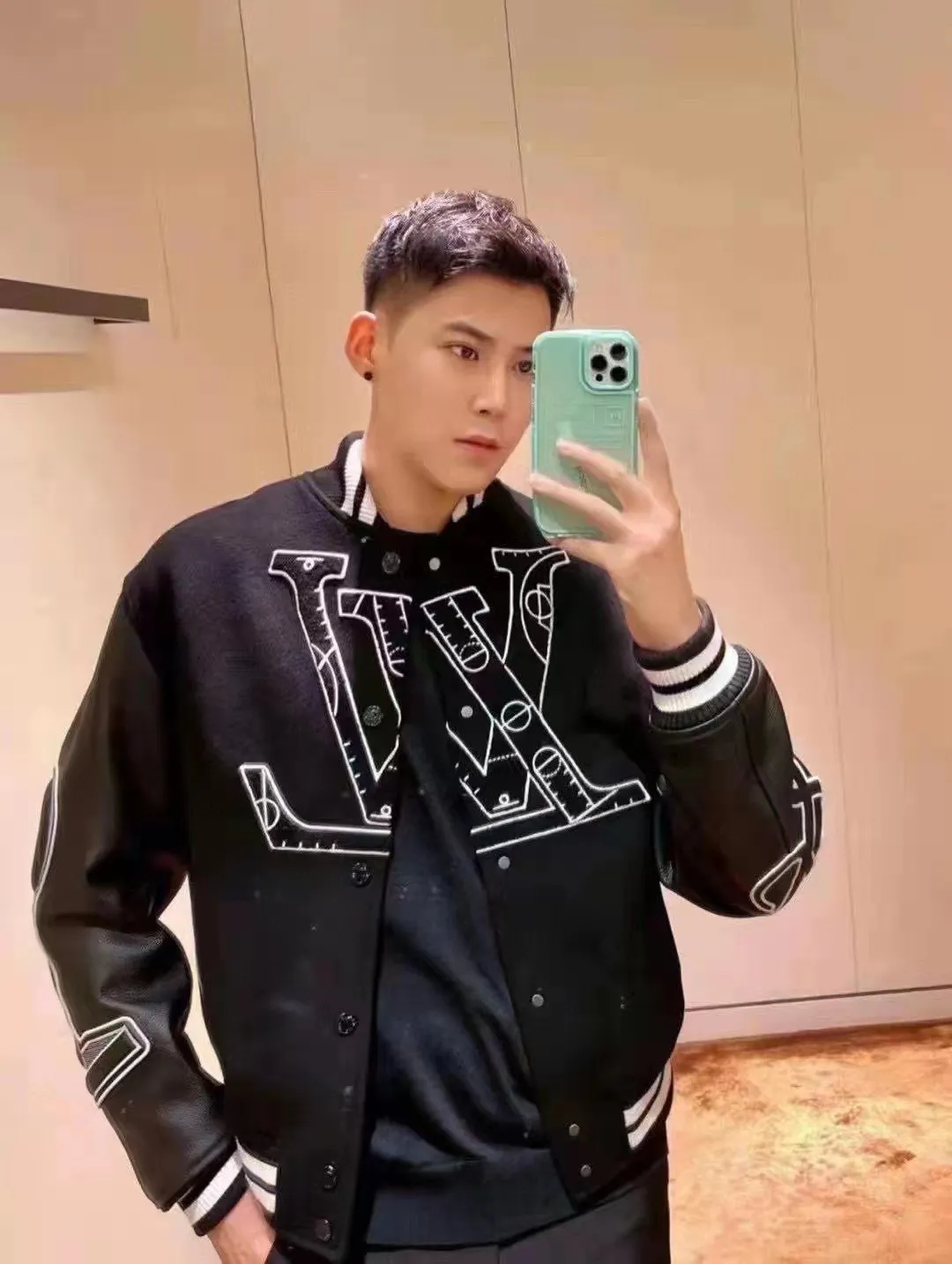 Louis Vuitton & NBA 21Fw joint baseball jacket